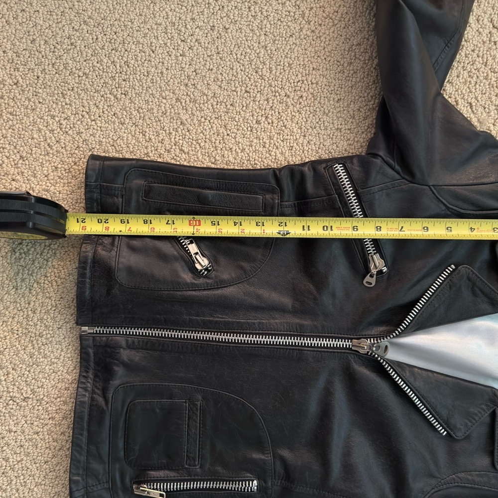 Doma black leather moto jacket. Made in Argentina. - Picture 7 of 8